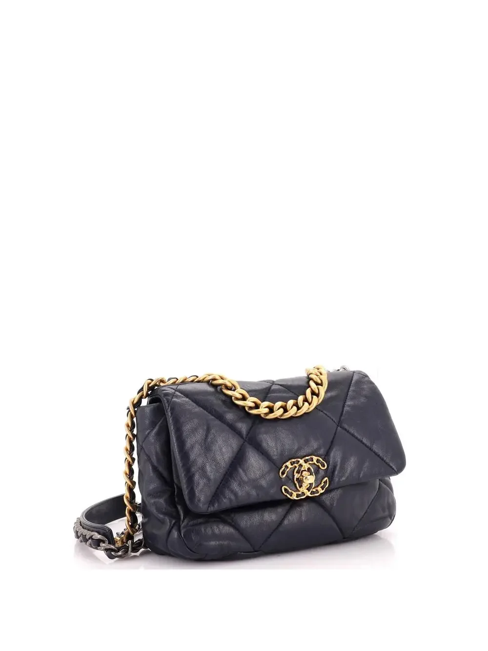 CHANEL elevate your